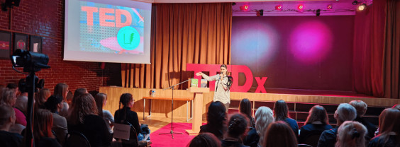 A photo for this news article