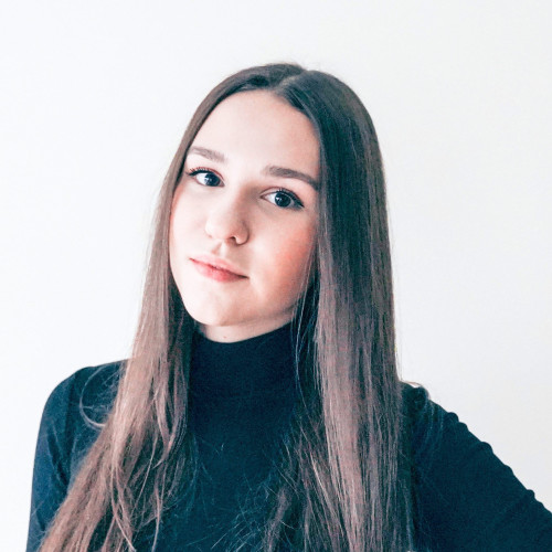 a photo of person or place for the testimony